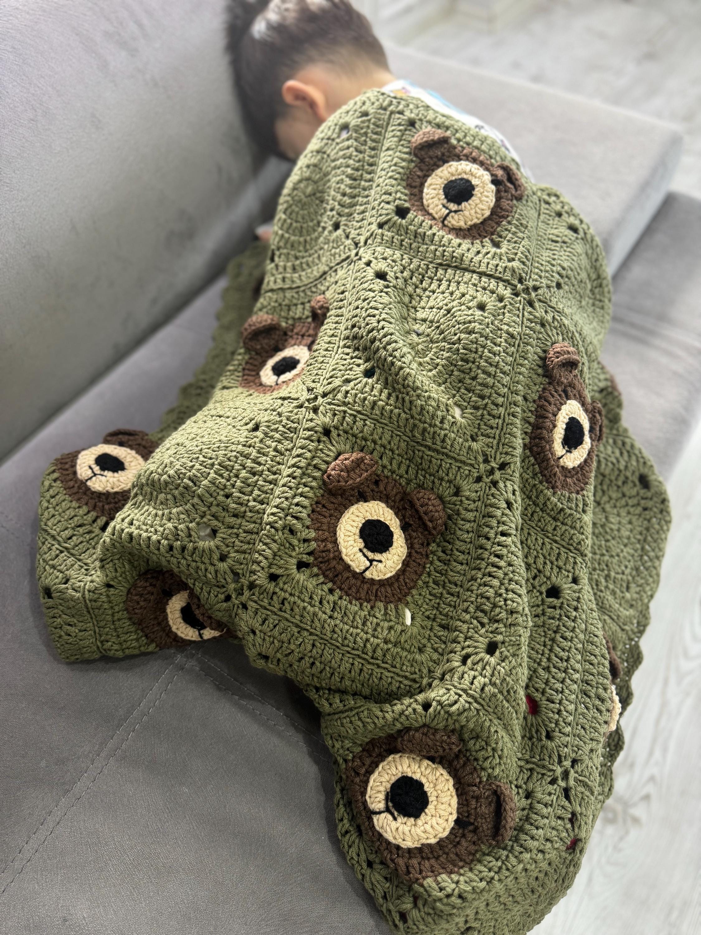 Teddy Bear Baby Shower Gift, Hairloom Baby Blanket, Baby Wrap Blanket, Crochet Animal Stroller, Unique Nursery Decor, Coton Toddler Throw