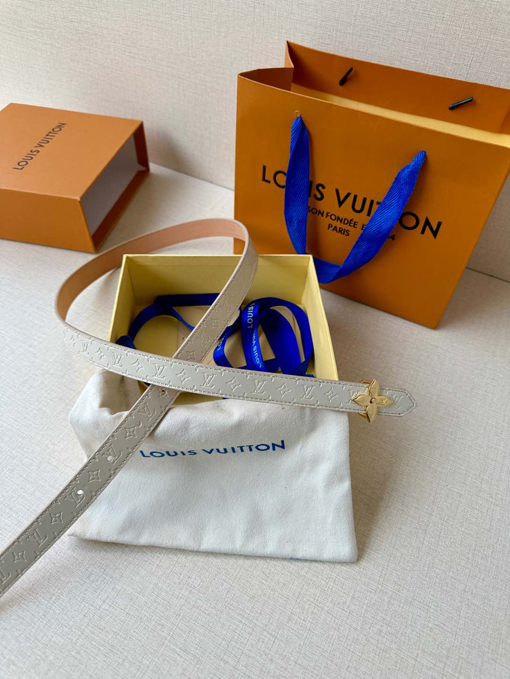 LV Flowergram 20mm Reversible Belt Beige Cream Calfskin