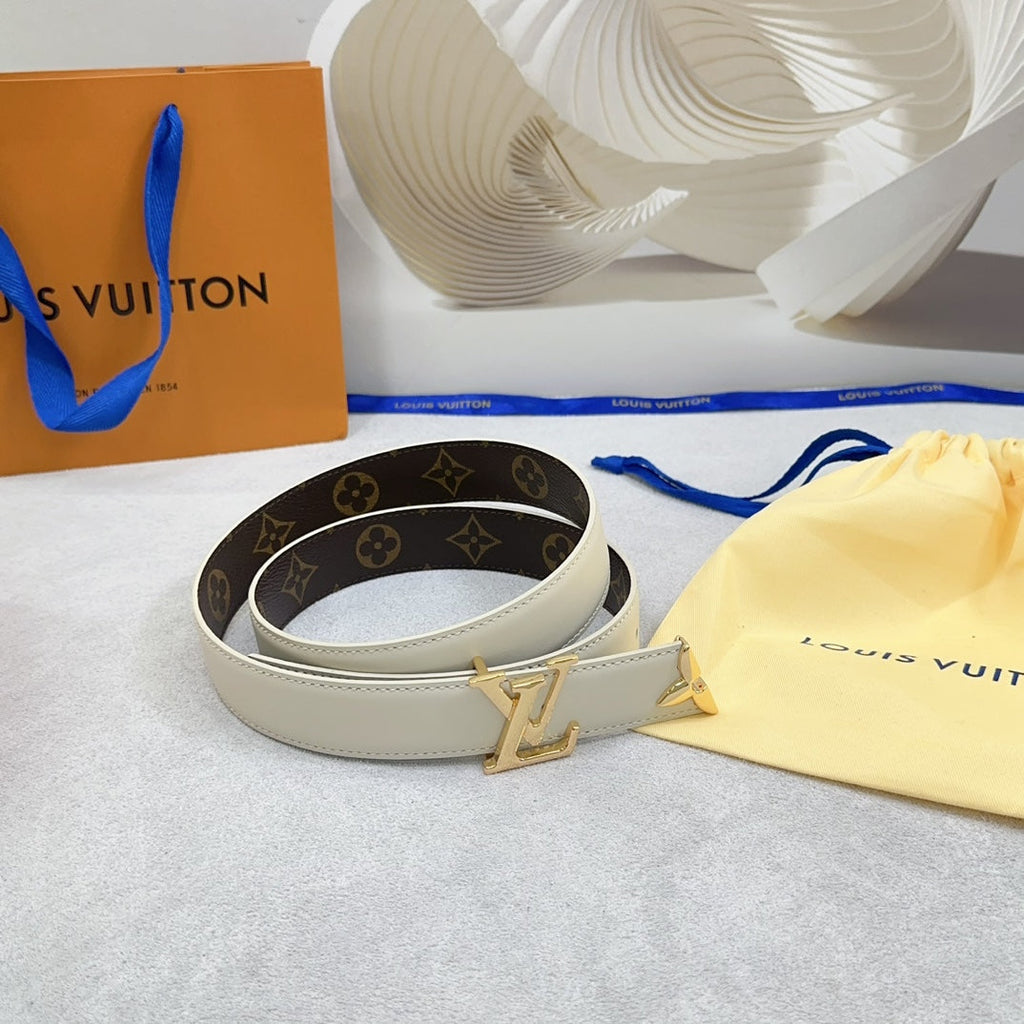 Pretty LV 30mm Reversible Belt Cream Calfskin