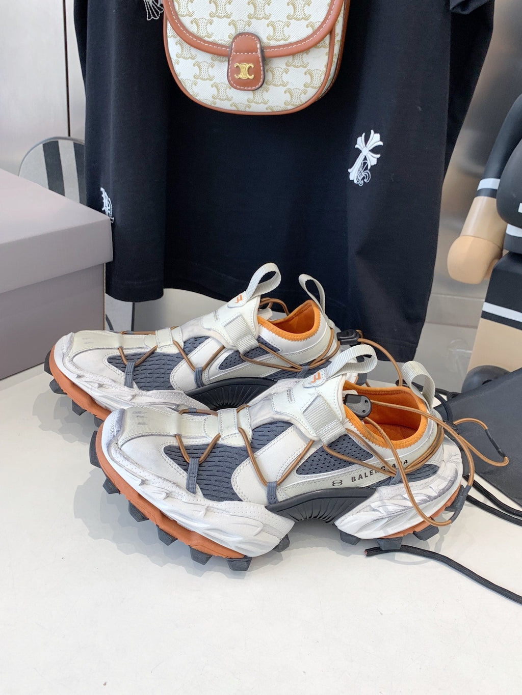 HIKE SNEAKER IN BEIGE AND ORANGE MESH, POLYURETHANE AND POLYESTER