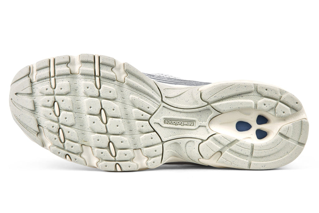 New Balance U5303IR - Silver Metallic/Reflection