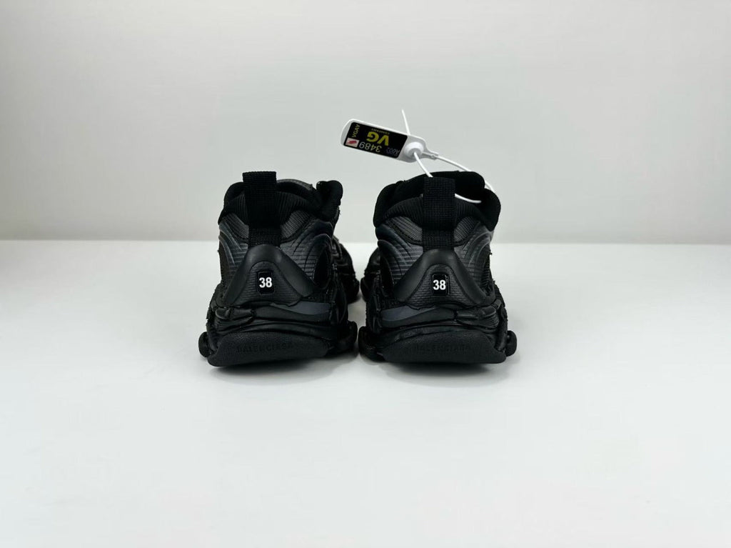 Balenciaga Triple S.2 Sneaker Black Polyurethane Polyester