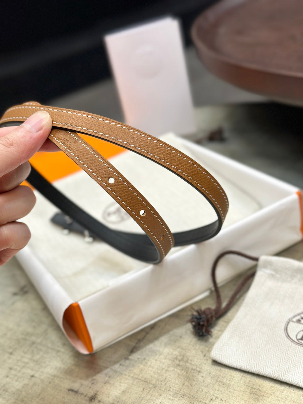 HM FOCUS BUCKLE & REVERSIBLE TAWNY BROWN AND BLACK LEATHER STRAP 13MM SILVER HARDWARE