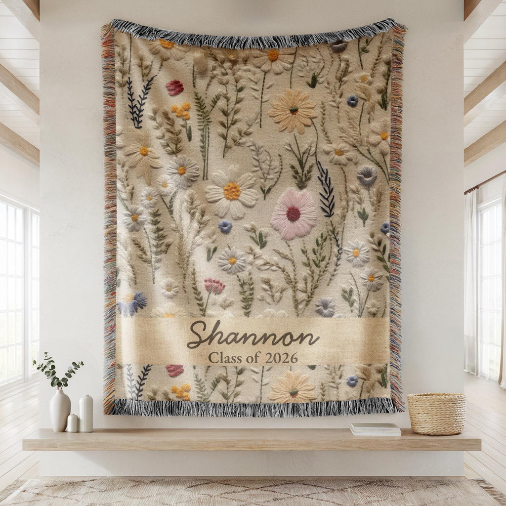 Senior 2026 Graduation Blanket, Floral Gift for Daughter, Personalized High School Keepsake 016